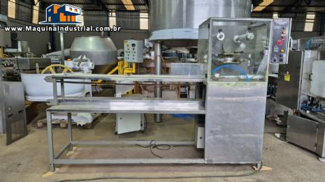 Seladora autom�tica de potes frascos copos com selo pl�stico Engemaq 900 potes por hora