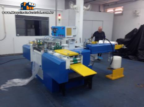 M�quina autom�tica para fabrica��o de luva