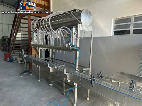 Envasadora para 500 ml at� 5 litros 12 bicos em inox