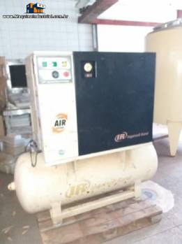 Compressor de ar parafuso Ingersoll Rand