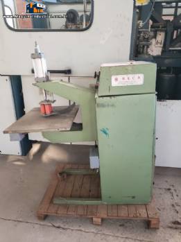 M�quina de solda eletr�nica Meca