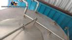 Tanque em inox isolado para 7.500 L com agitao