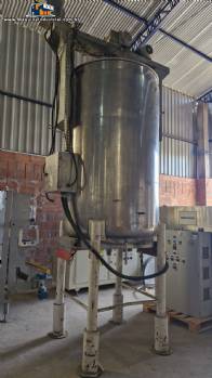 Tanque encamisado em ao inox com aquecimento a resistncias 1800 litros