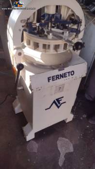 Divisora boleadora semi autom�tica Ferneto