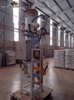 Ensacadeira dosadora para sacos valvulados Sat Paran�