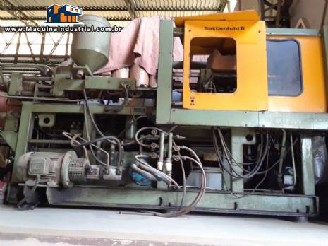 Injetora de pl�stico Battenfeld