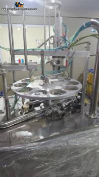 Envasadora rotativa com tampadora seladora para copos potes Mirainox para produtos pastosos densos