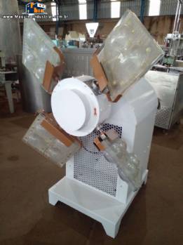 Centr�fuga para ovos de chocolate p�scoa com 4 livros