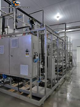 Sistema UHT ultra pasteurizador para processamento t�rmico de l�quidos sucos molhos caldos SPX APV 6.000 litros por hora