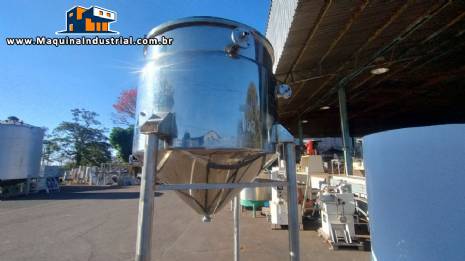 Tanque misturador encamisado em inox 1800 litros