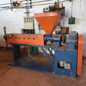 Extrusora para reciclagem para PEB e PEA com rosca de 90 mm