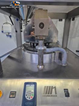 Compressora rotativa de comprimidos 20 pinos Neuberger Compressora rotativa de comprimidos 20 pinos Neuberger