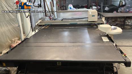 Máquina de corte por faca para tecidos têxtil Science Technology Máquina de corte por faca para tecidos têxtil Science Technology