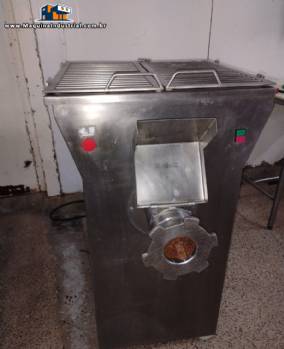 Moedor de carnes com boca 106 mm 20 CV até 2 tonelada por hora SOPAMA Moedor de carnes com boca 106 mm 20 CV até 2 tonelada por hora SOPAMA